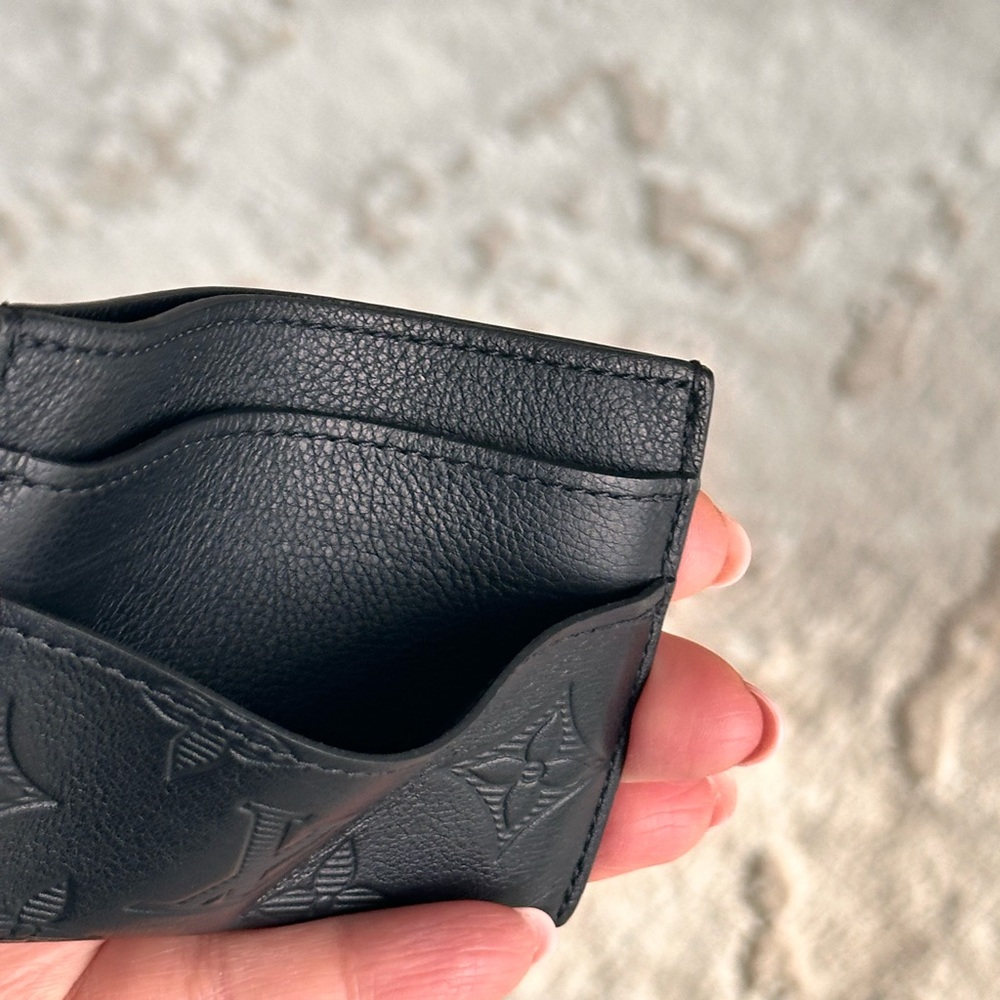 Louis Vuitton Black Monogram Embossed Card Case - Picture 12 of 12